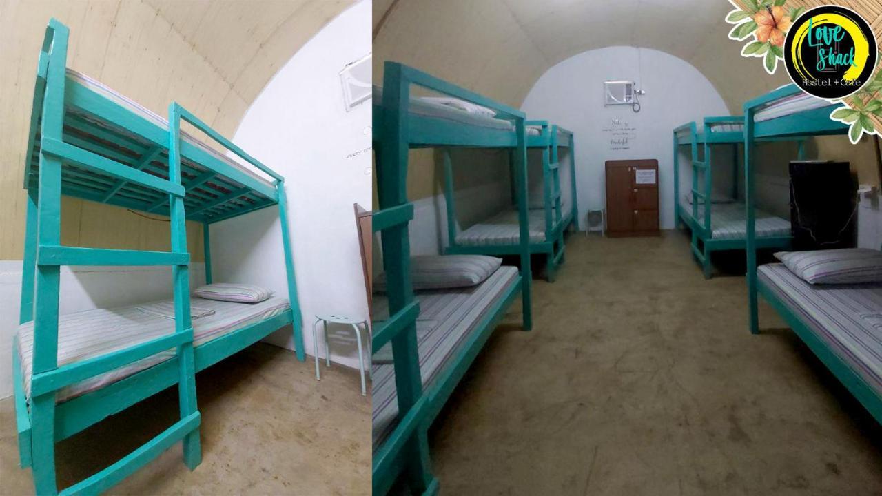 Shack & Cafe Hostel *